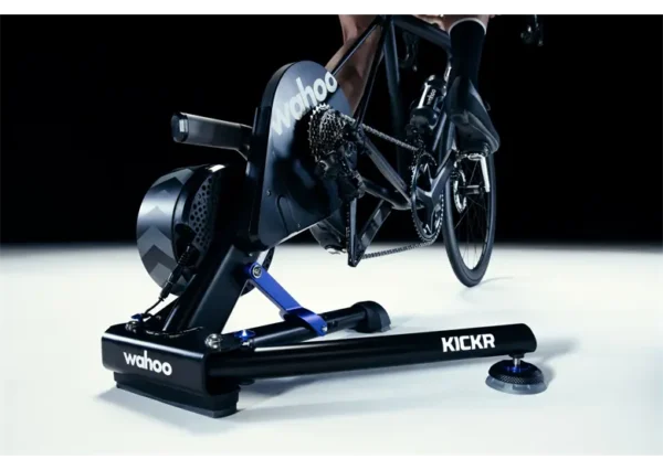 Trenażer smart WAHOO KICKR Smart Power Trainer V6 - obrazek 3